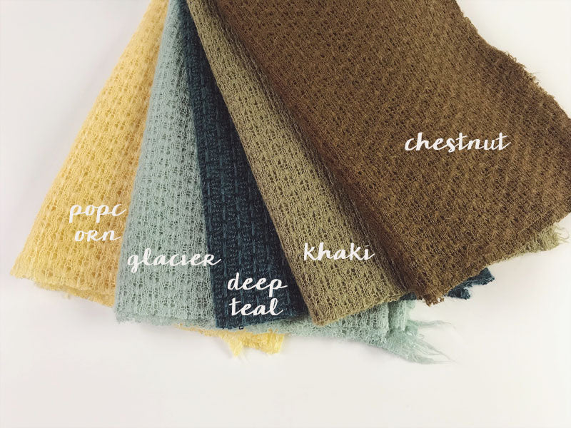 'Nora' stretch wrap
